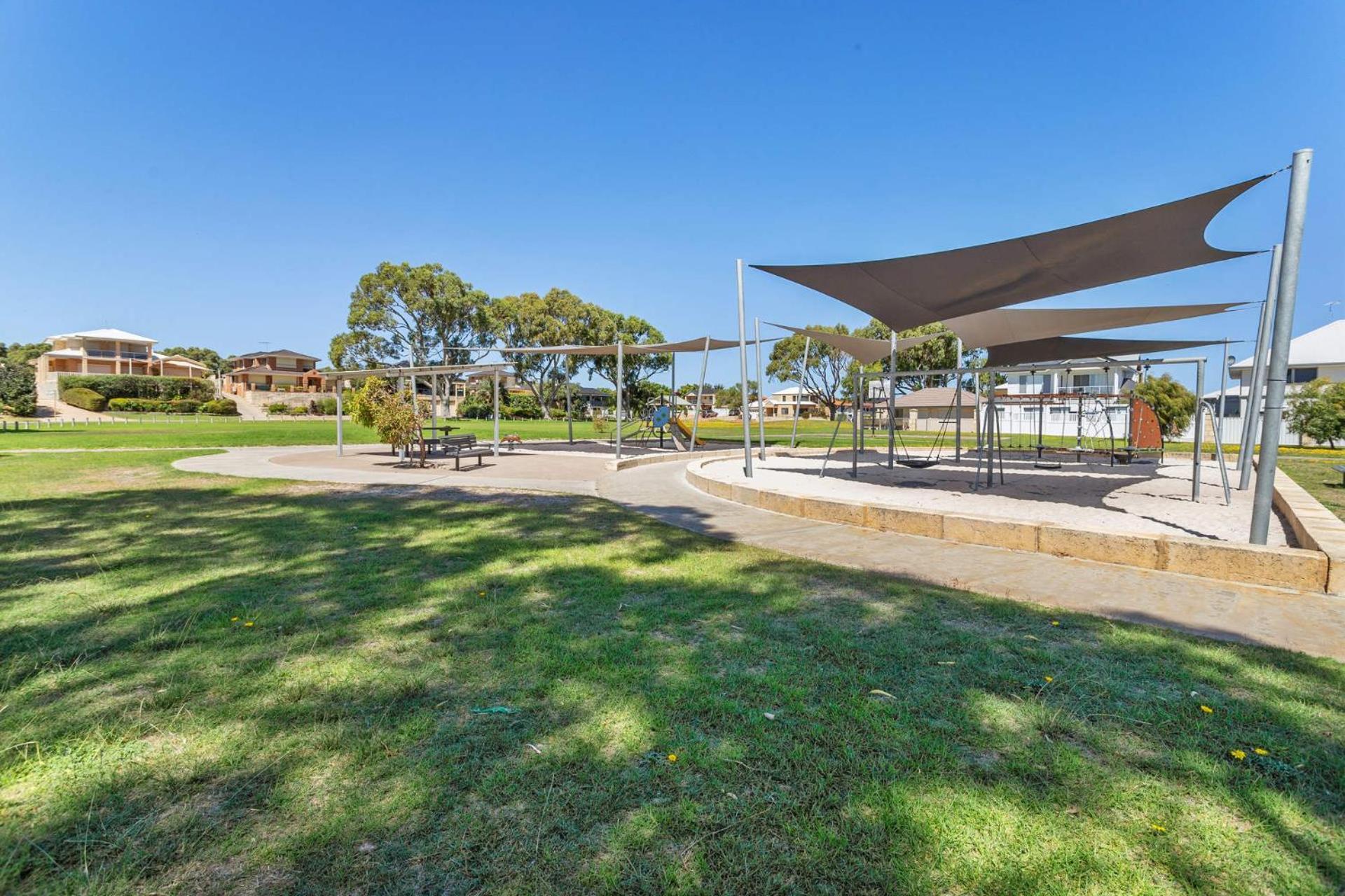 Lush Garden Retreat By The Beach Villa Mandurah Exterior foto